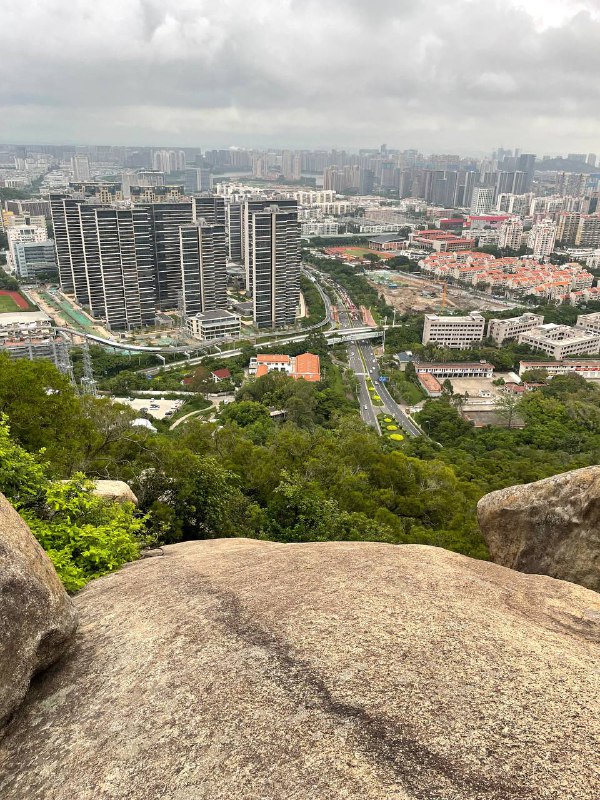 雨中hiking - 厦门·洞房谷雨中hiking - 厦门·洞房谷